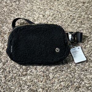 NWT Lululemon Black Sherpa & Gold Hardware belt bag